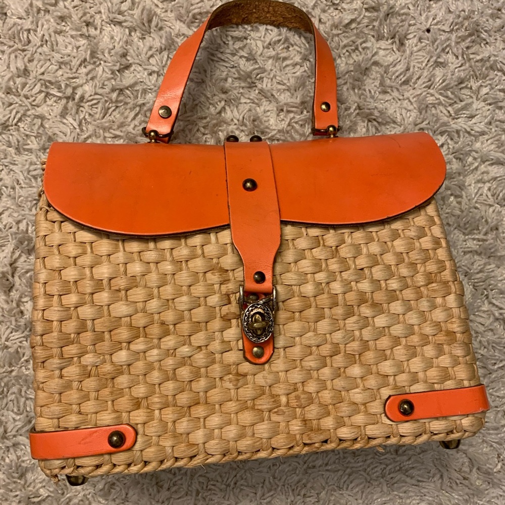 Straw world purse